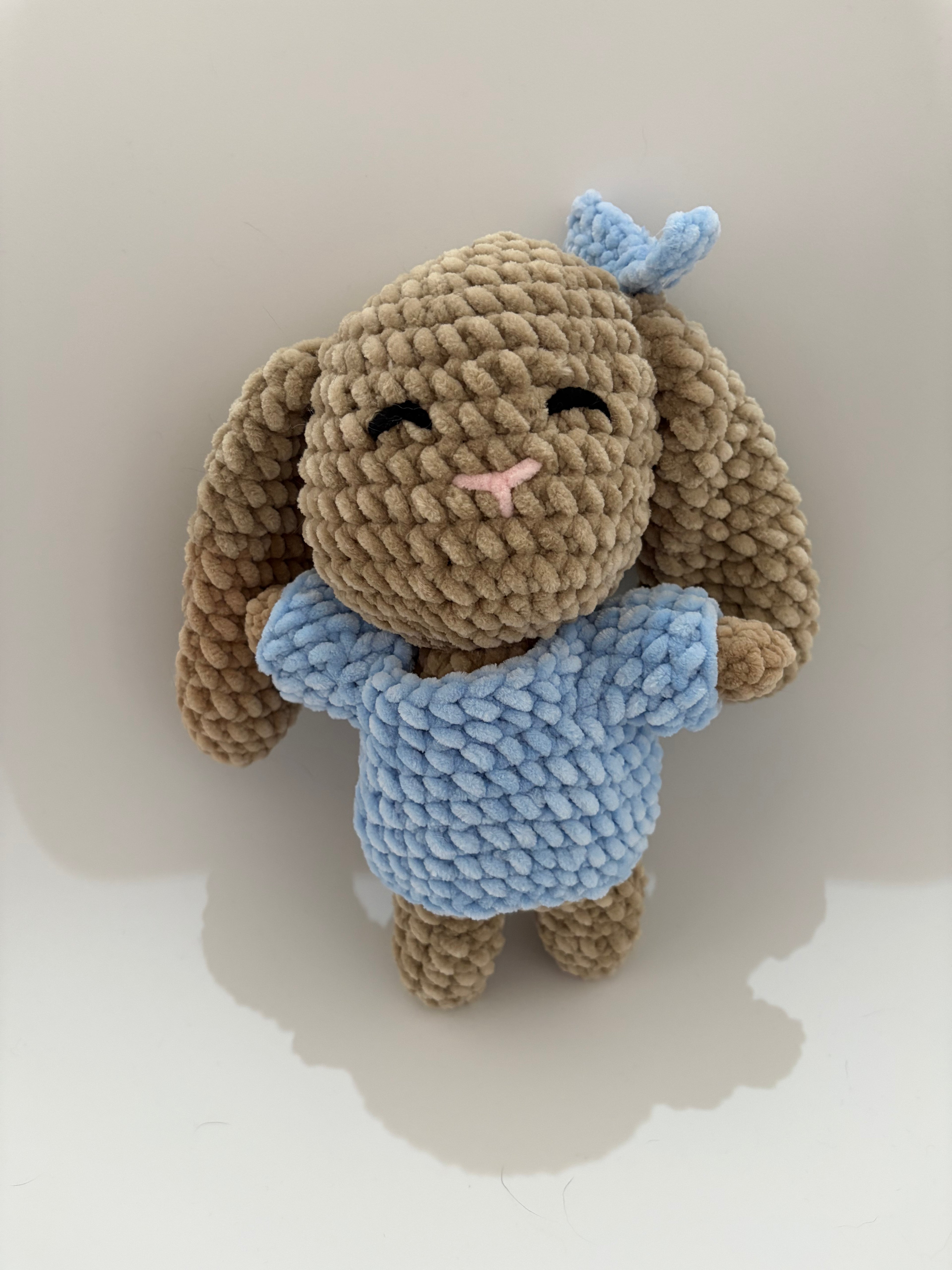 Lapin pull bleu