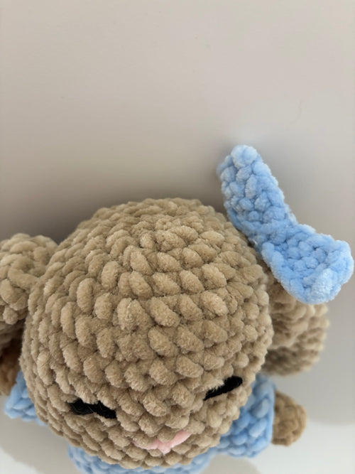 Lapin pull bleu